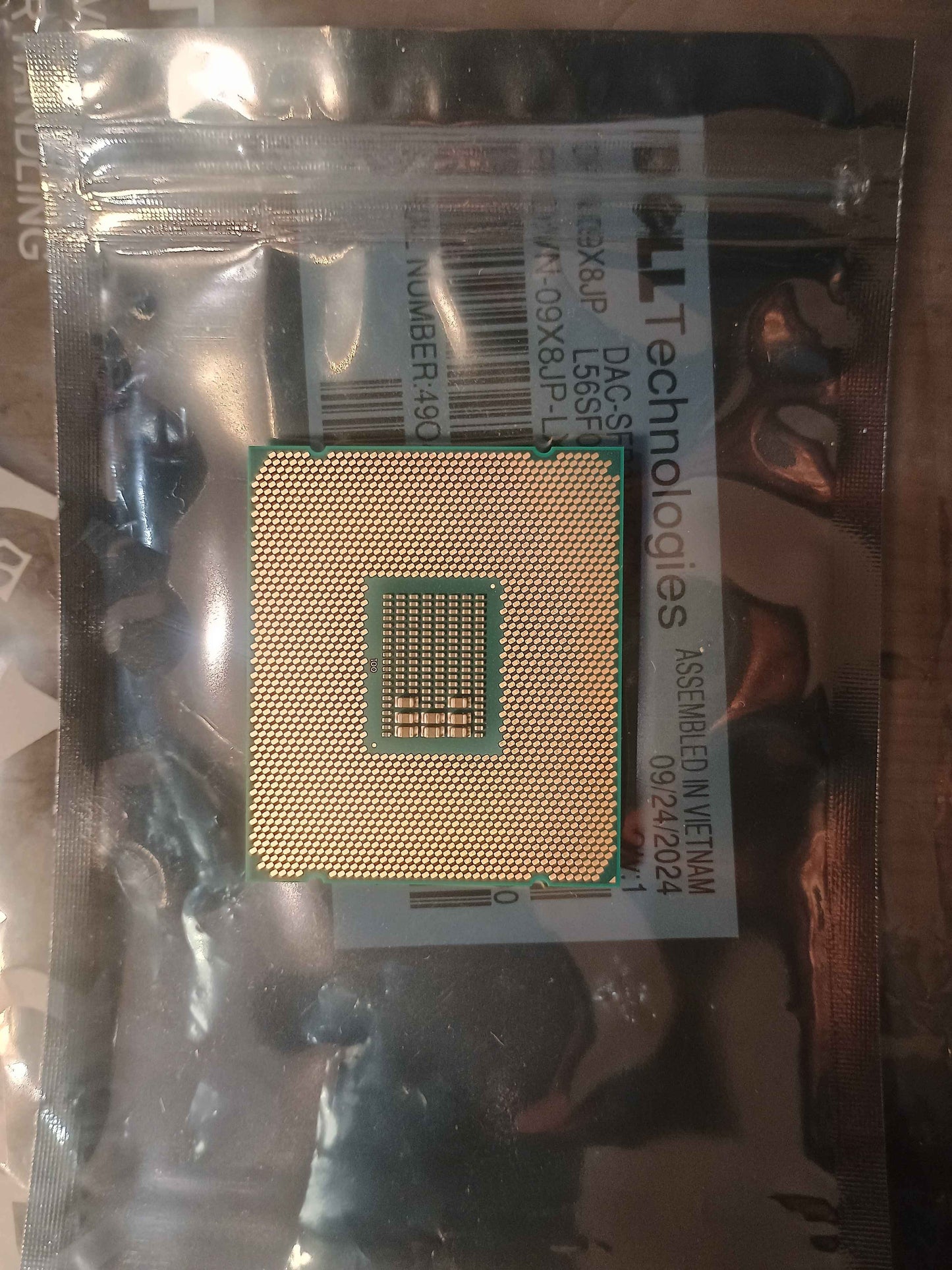 Intel Xeon E5-2667 v4